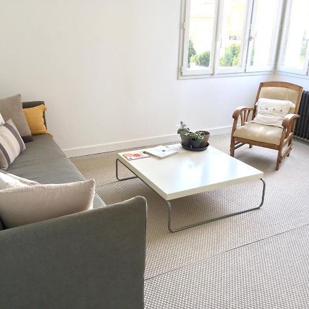 Dans une maison, appartement indépendant et jardin Perpignano Esterno foto