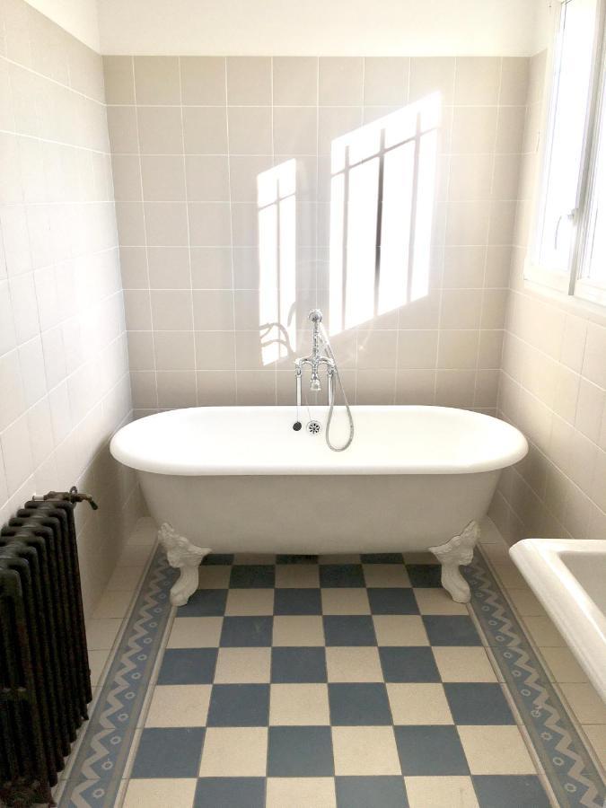 Dans une maison, appartement indépendant et jardin Perpignano Esterno foto