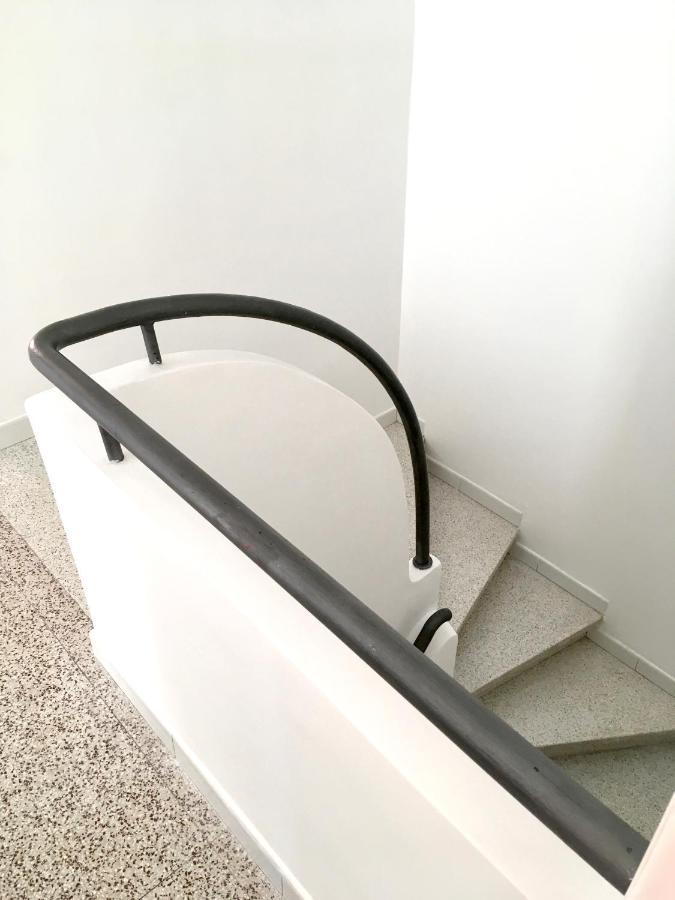 Dans une maison, appartement indépendant et jardin Perpignano Esterno foto