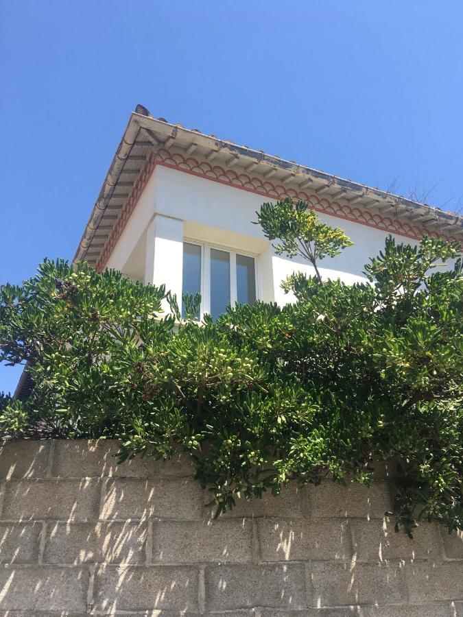 Dans une maison, appartement indépendant et jardin Perpignano Esterno foto