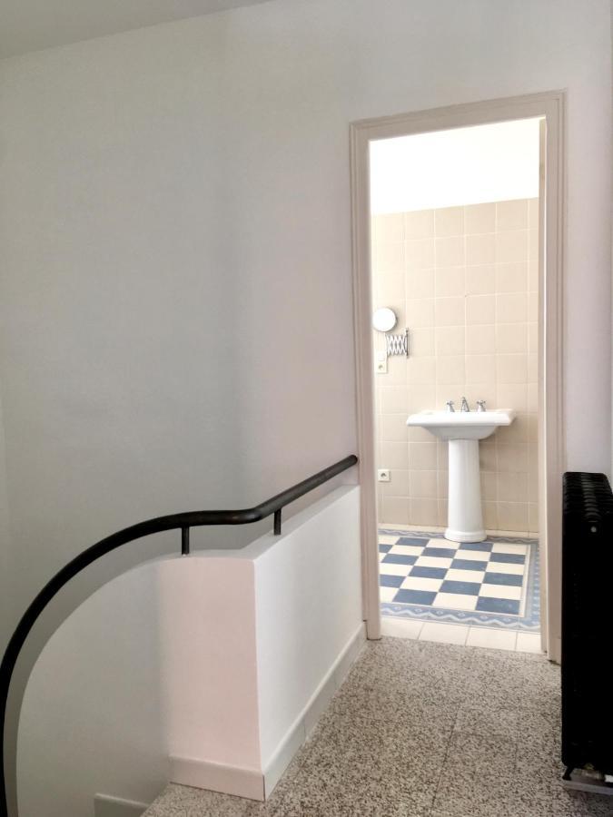 Dans une maison, appartement indépendant et jardin Perpignano Esterno foto