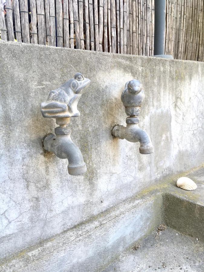 Dans une maison, appartement indépendant et jardin Perpignano Esterno foto