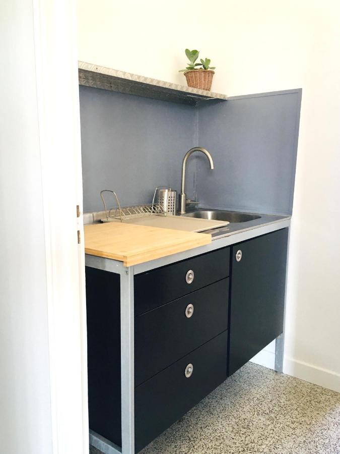 Dans une maison, appartement indépendant et jardin Perpignano Esterno foto