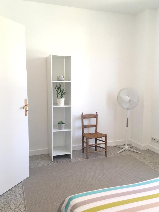Dans une maison, appartement indépendant et jardin Perpignano Esterno foto
