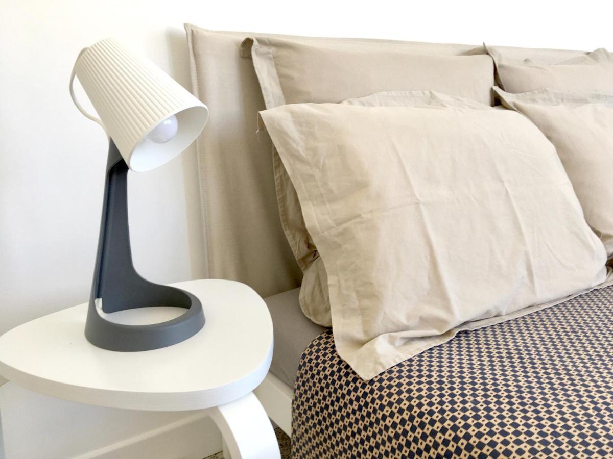 Dans une maison, appartement indépendant et jardin Perpignano Esterno foto