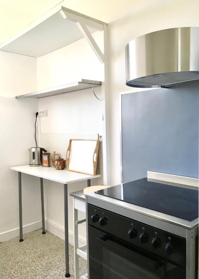 Dans une maison, appartement indépendant et jardin Perpignano Esterno foto